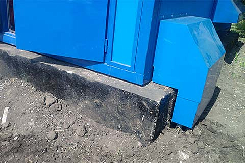 Защита люка ввода от внешних факторов